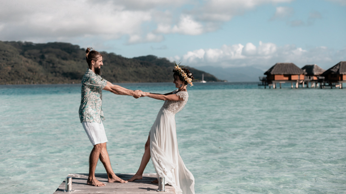 https://tahititourisme.ch/wp-content/uploads/2023/02/photos-mariage-moorea-tahiti-photographe-marie-production.jpg