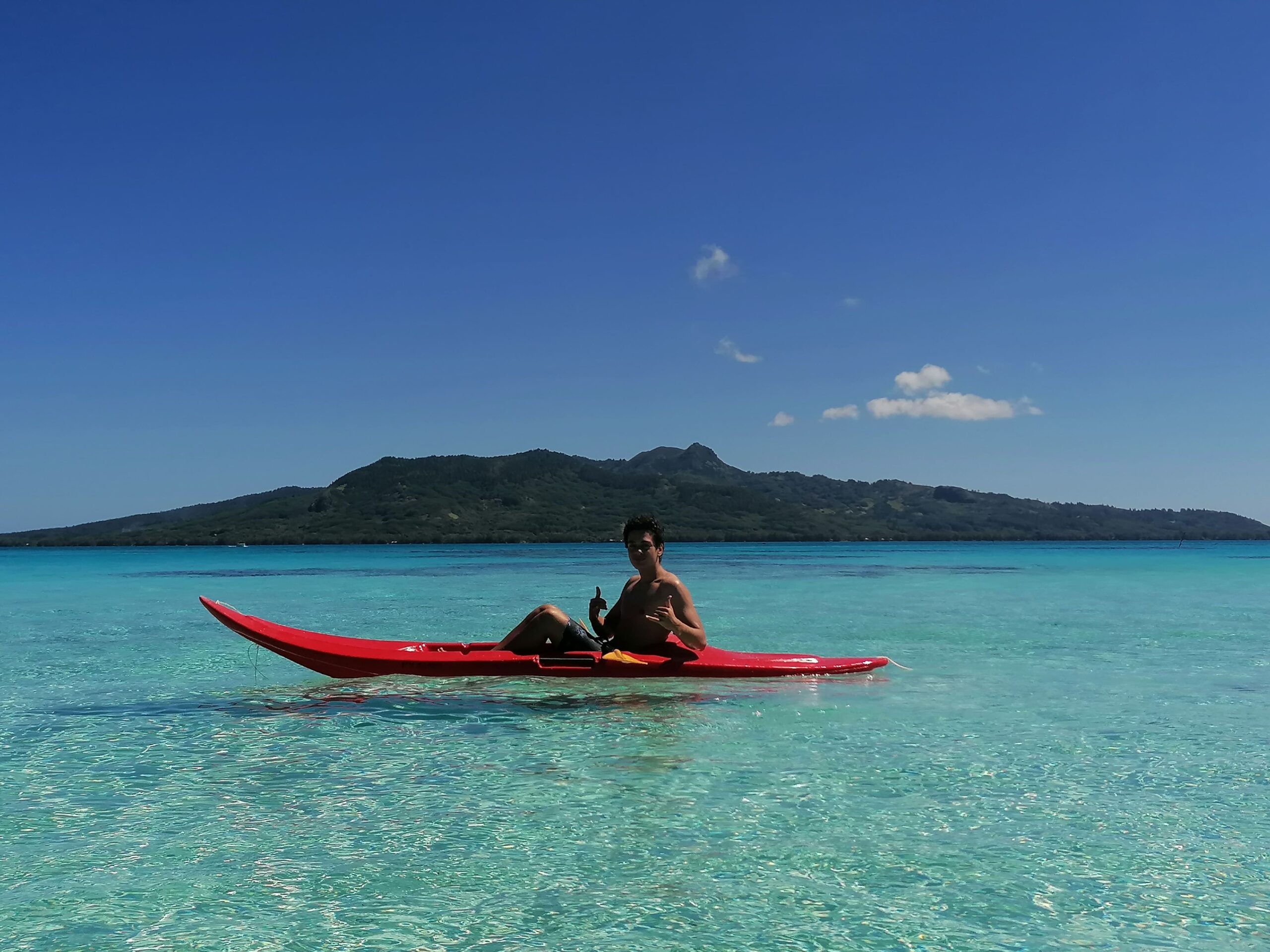 https://tahititourisme.ch/wp-content/uploads/2024/03/photo-kayak-motu-min-scaled.jpg